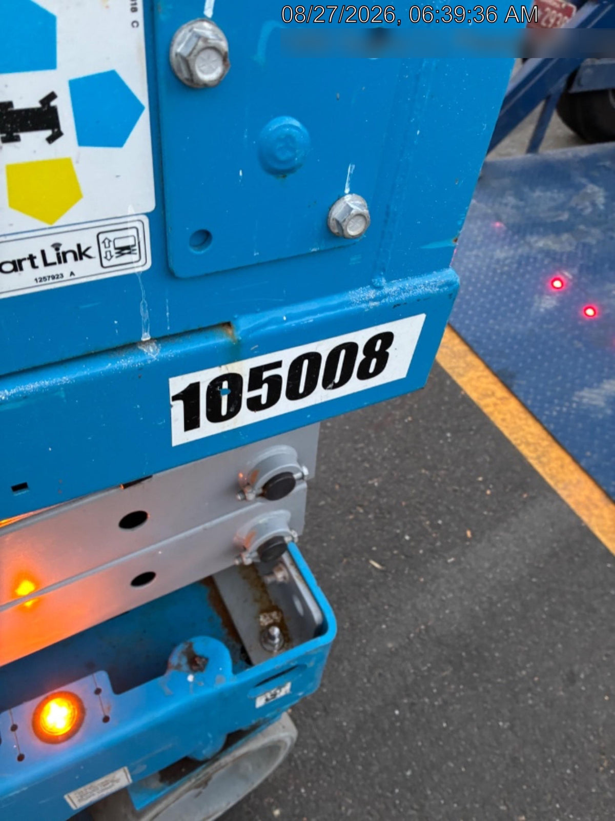 2020 Genie GS-1930 Solid Non Marking Tires, Beacon, Folding rails with half height swing gate, 800W Inverter