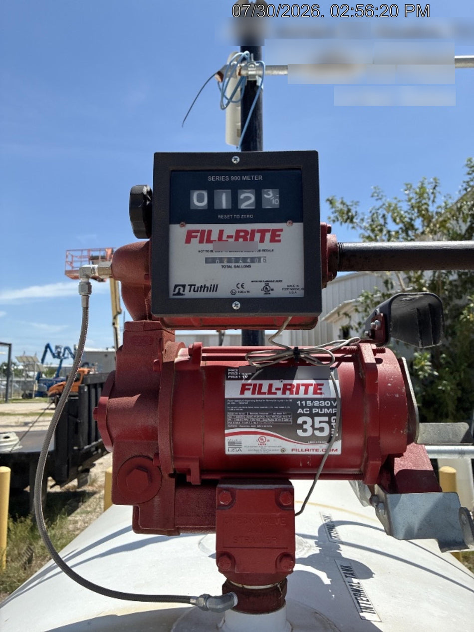 2019 Takeuchi TL8 Cab/Heat/AC, Back-up Alarm, Hydraulic QC 76" HD Bucket with smooth bolt-on edge