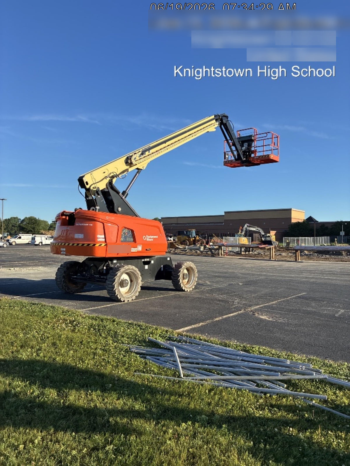 2025 JLG 660SJ