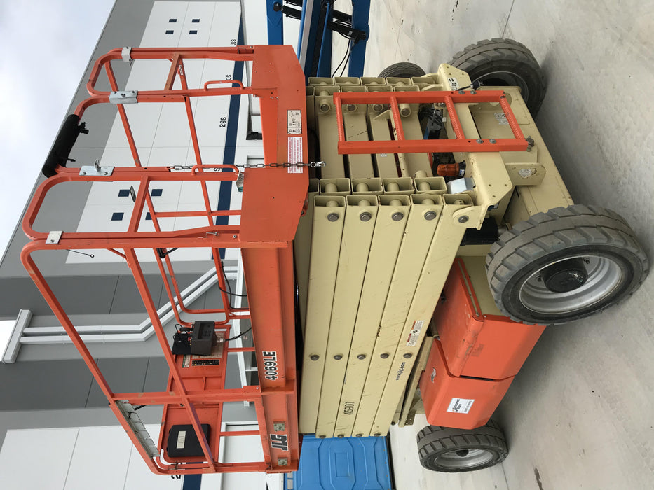 2019 JLG 4069LE