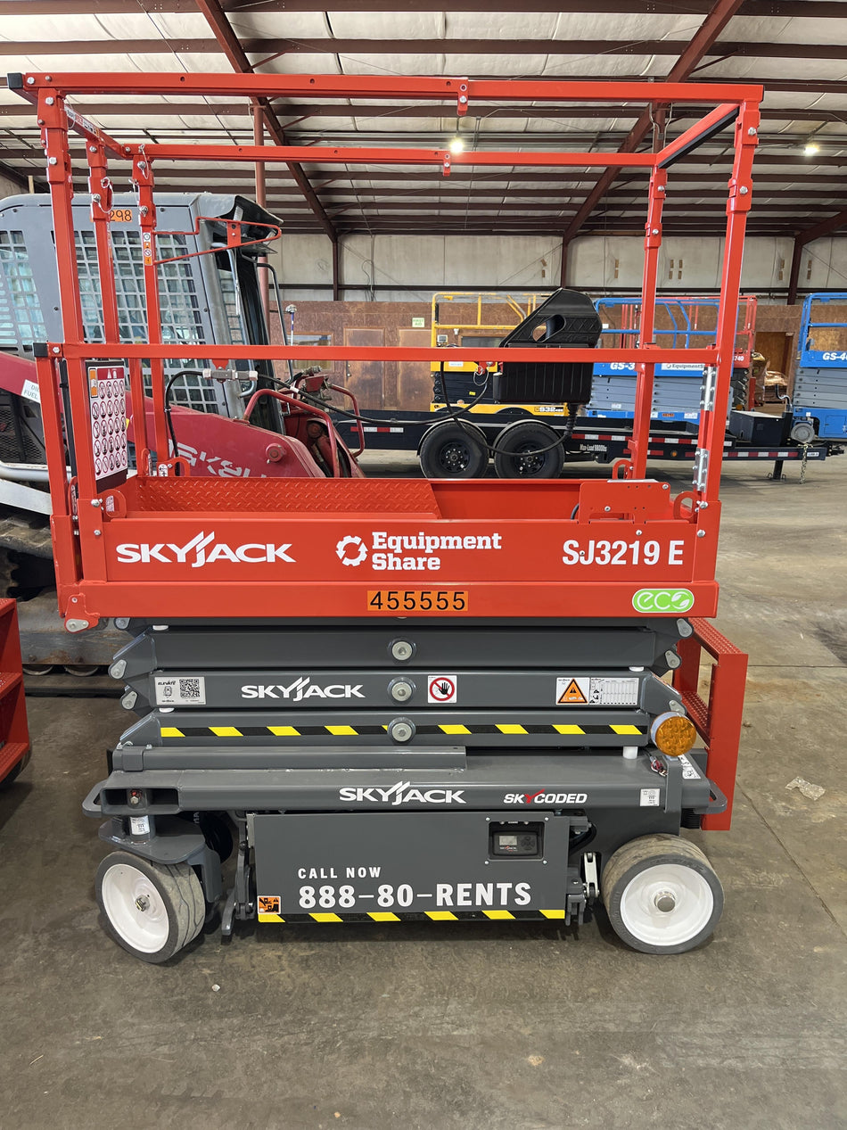2024 Skyjack SJ3219 Electric Drive, Sld NM Tires, DBcns, RFRails, Power to Platform, T3 + Access Control