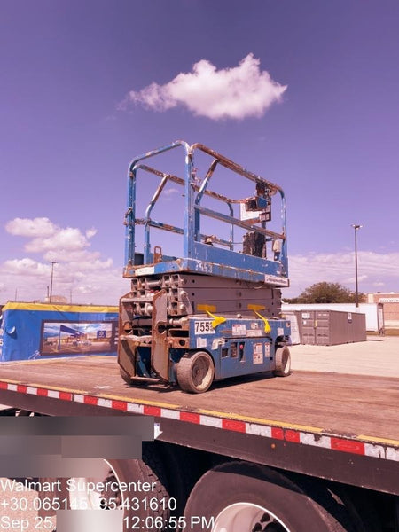 2017 Genie GS-1930 Genie GS-1930 Lift w/Fixed Rail and Chain Entry