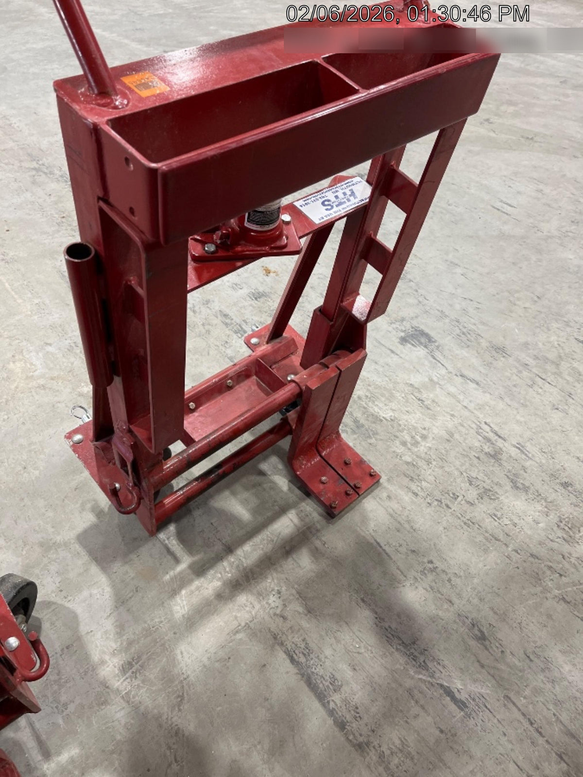 2022 ROL-A-LIFT M-6