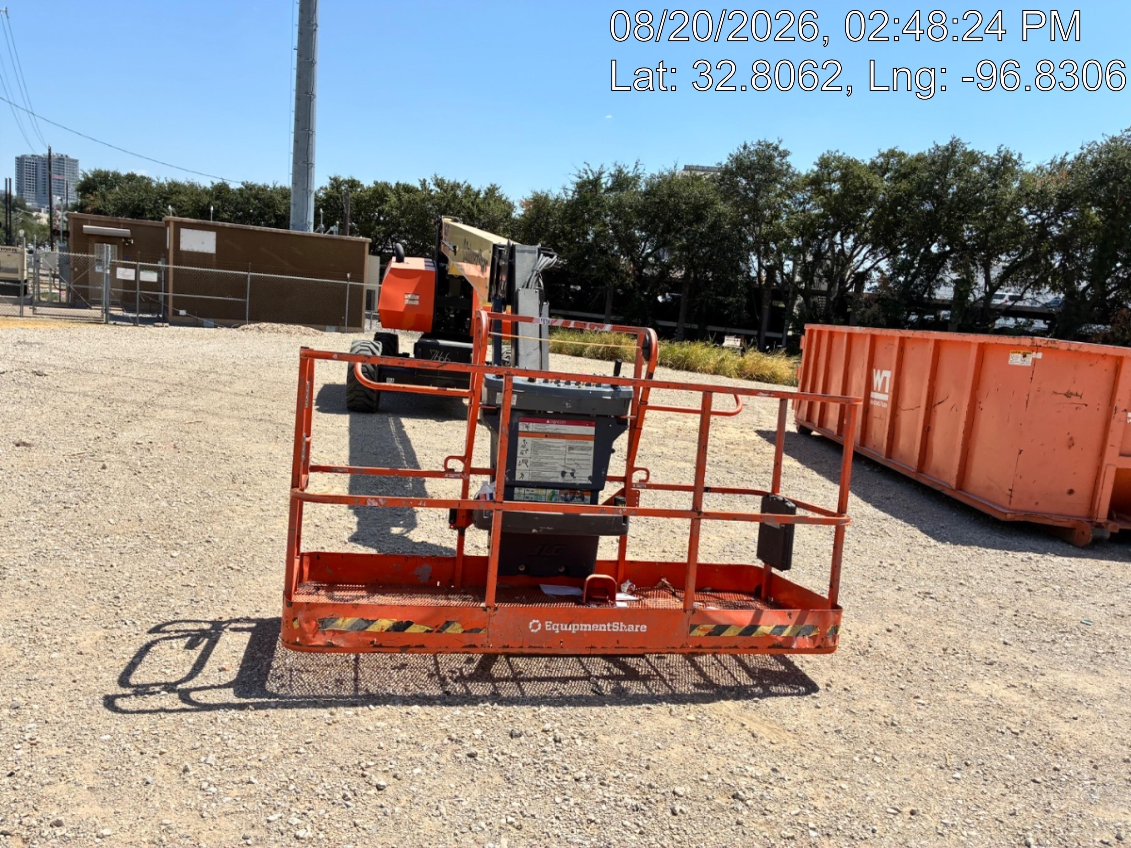 2023 JLG 860SJ