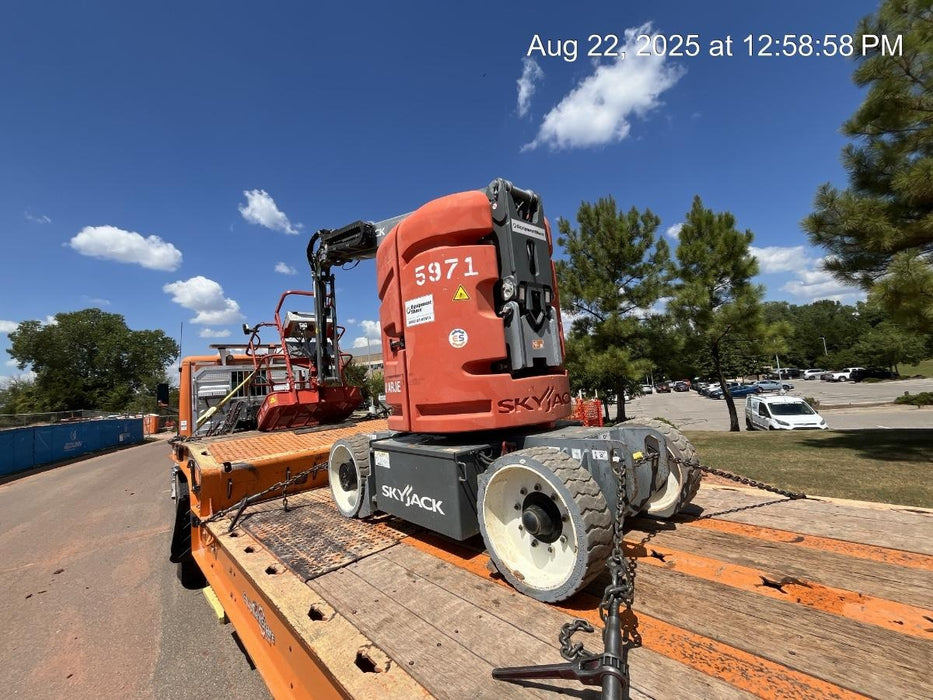 2017 SKYJACK SJ30 AJE