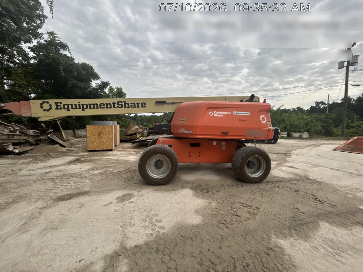 2022 JLG 660SJ