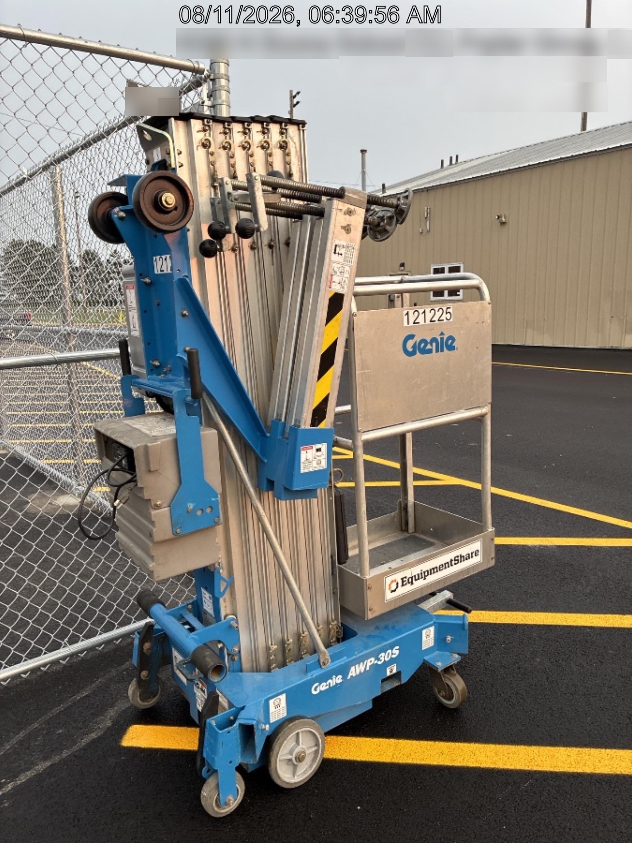 2020 GENIE AWP-30S