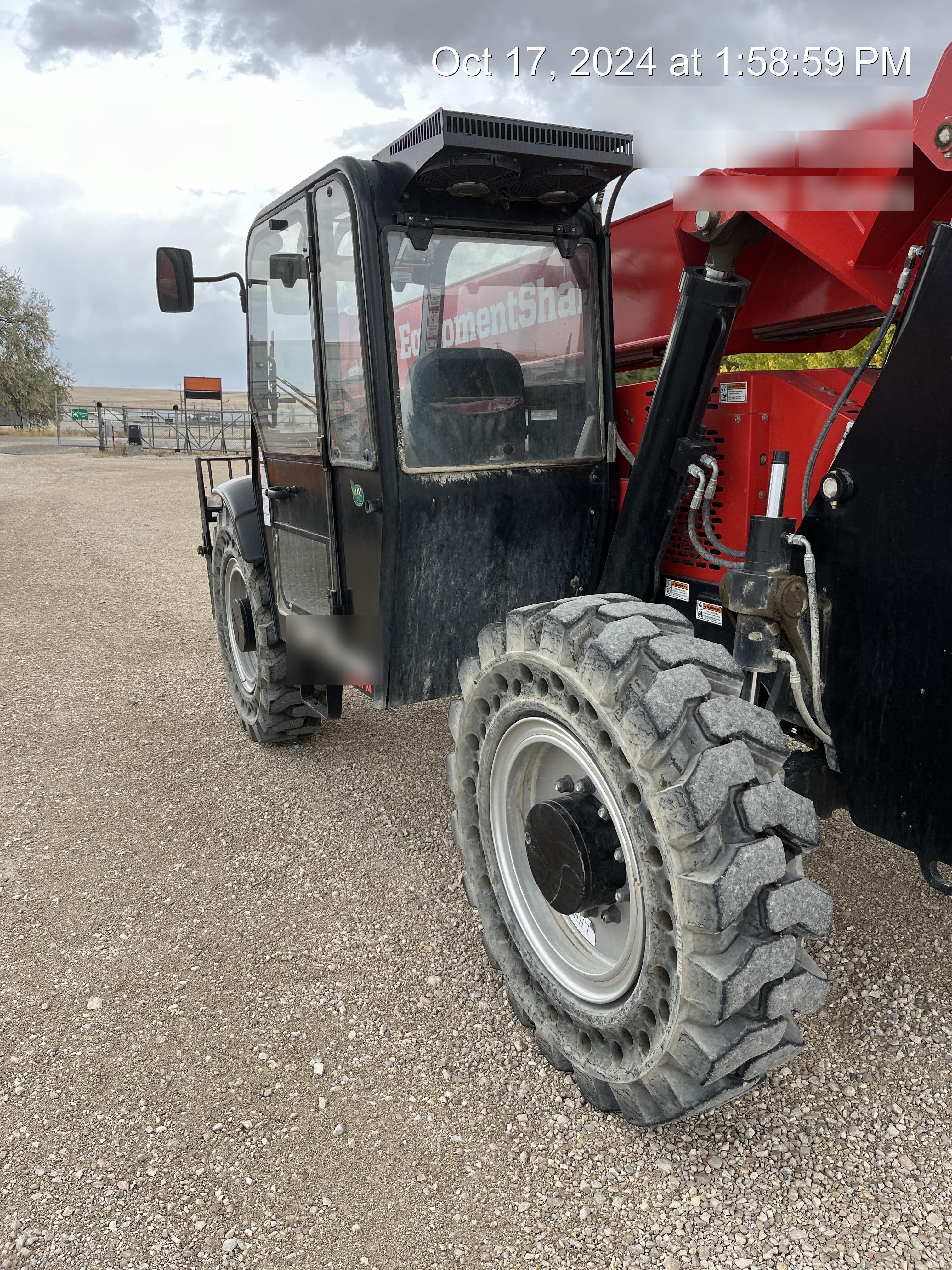 2022 MANITOU MTA8044