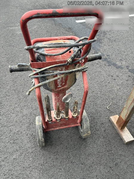 2020 HILTI TE 3000-AVR