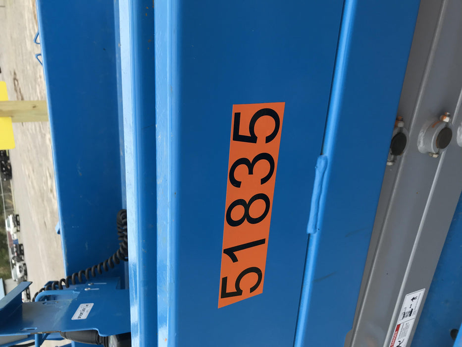 2019 Genie GS-1930 Fixed Rails with Chain Entry