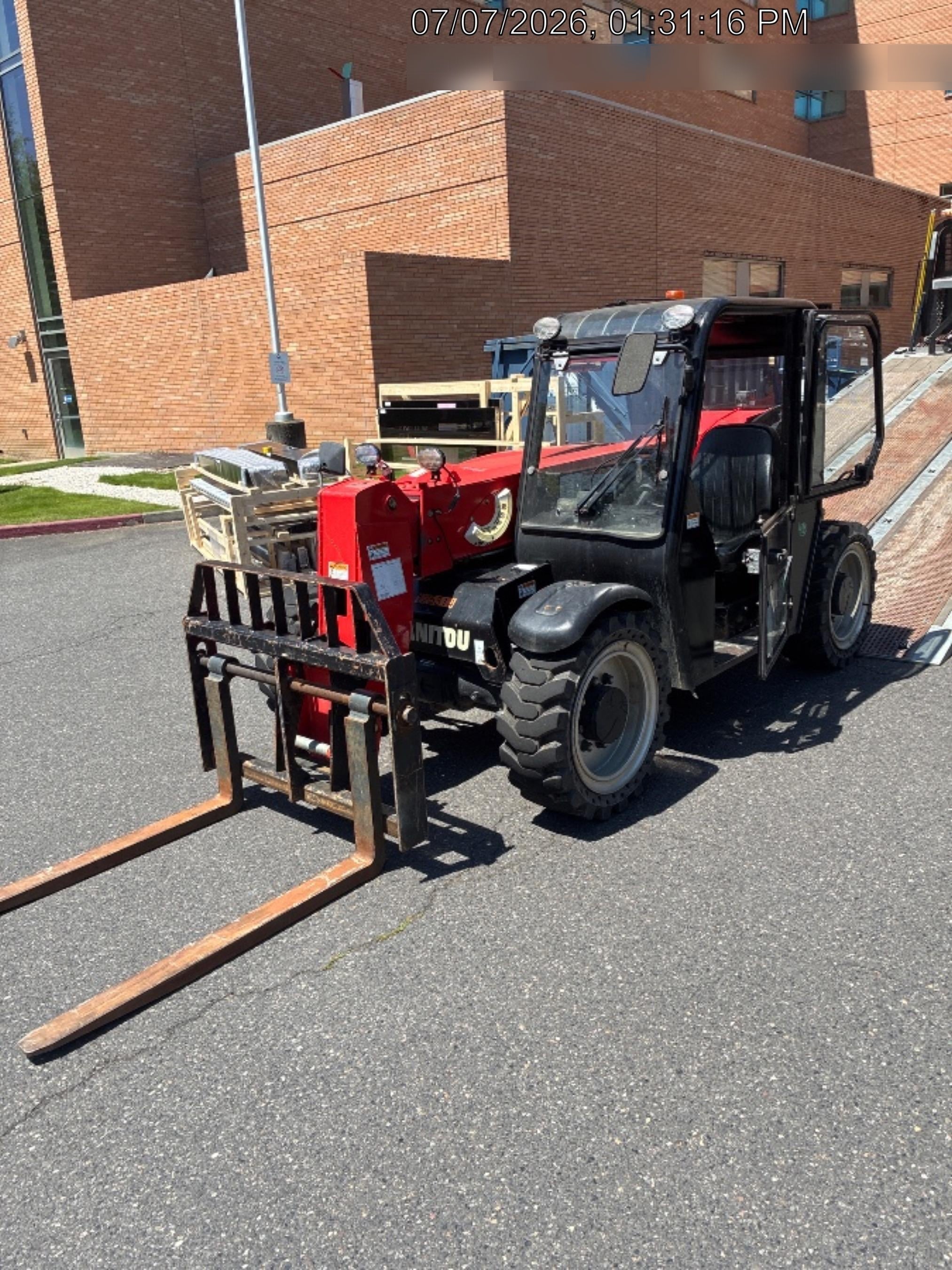 2021 MANITOU MTA5519