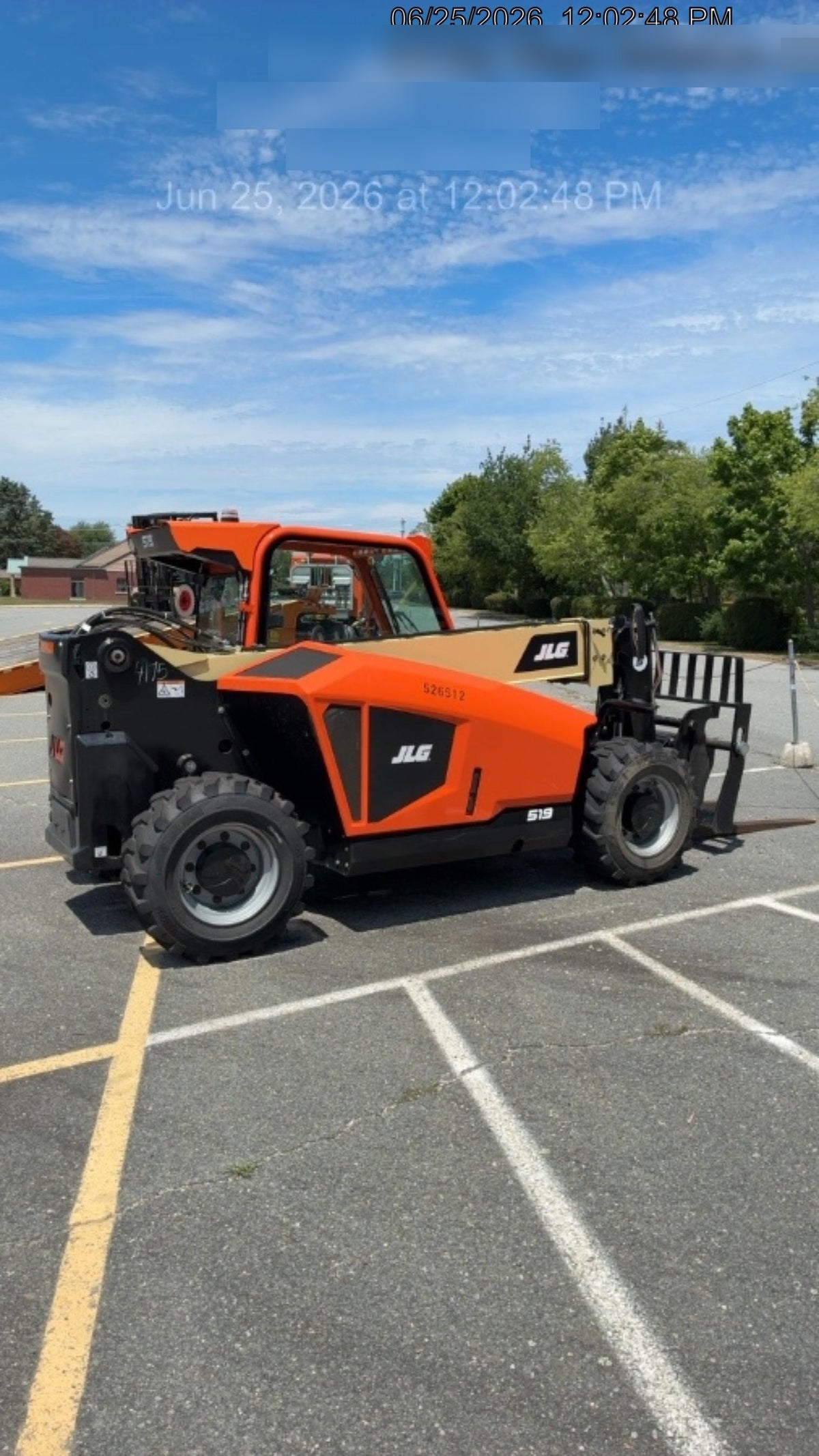 2025 JLG 519