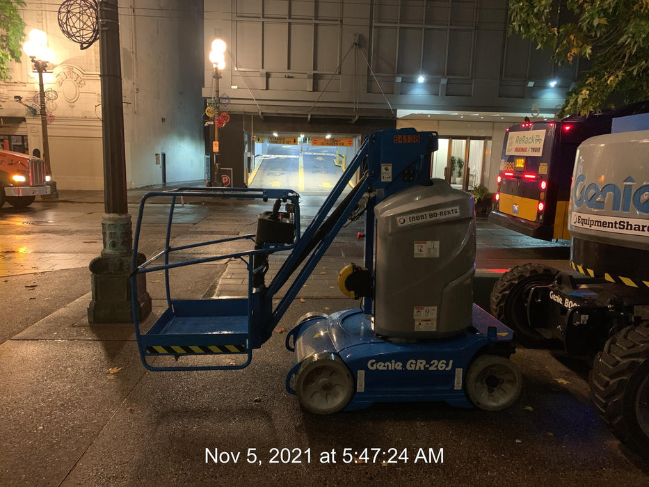2020 GENIE GR-26J