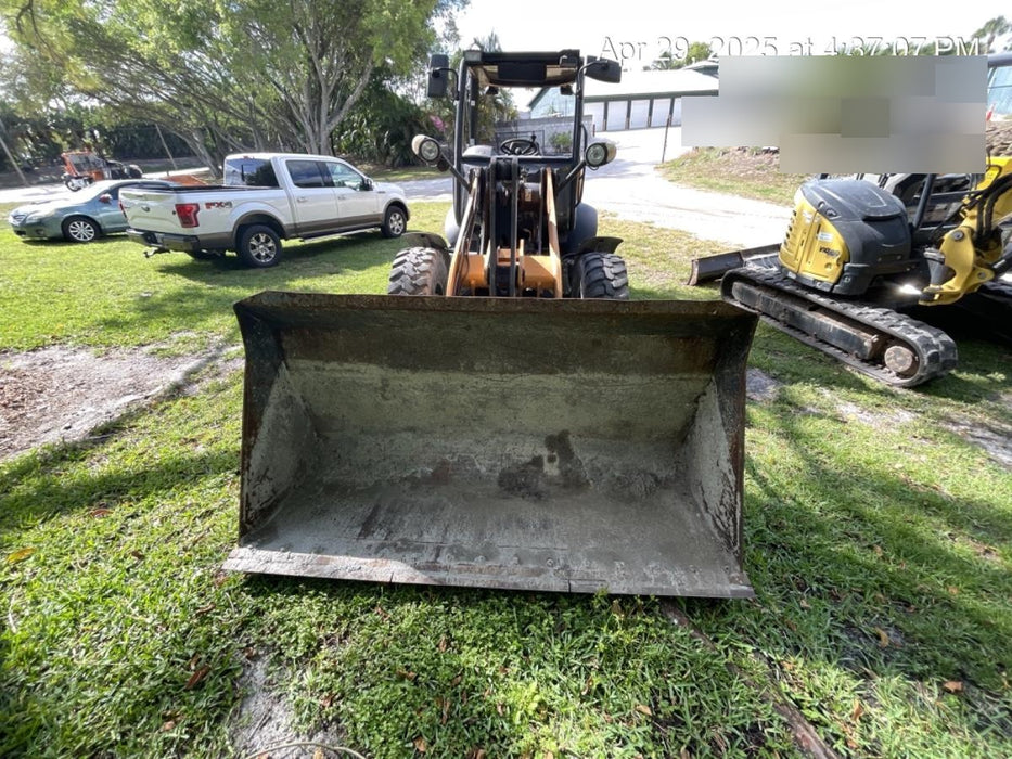 2019 Case 321F ROPS COMPACT WHEEL LOADER 1.3-1.57 CUYD