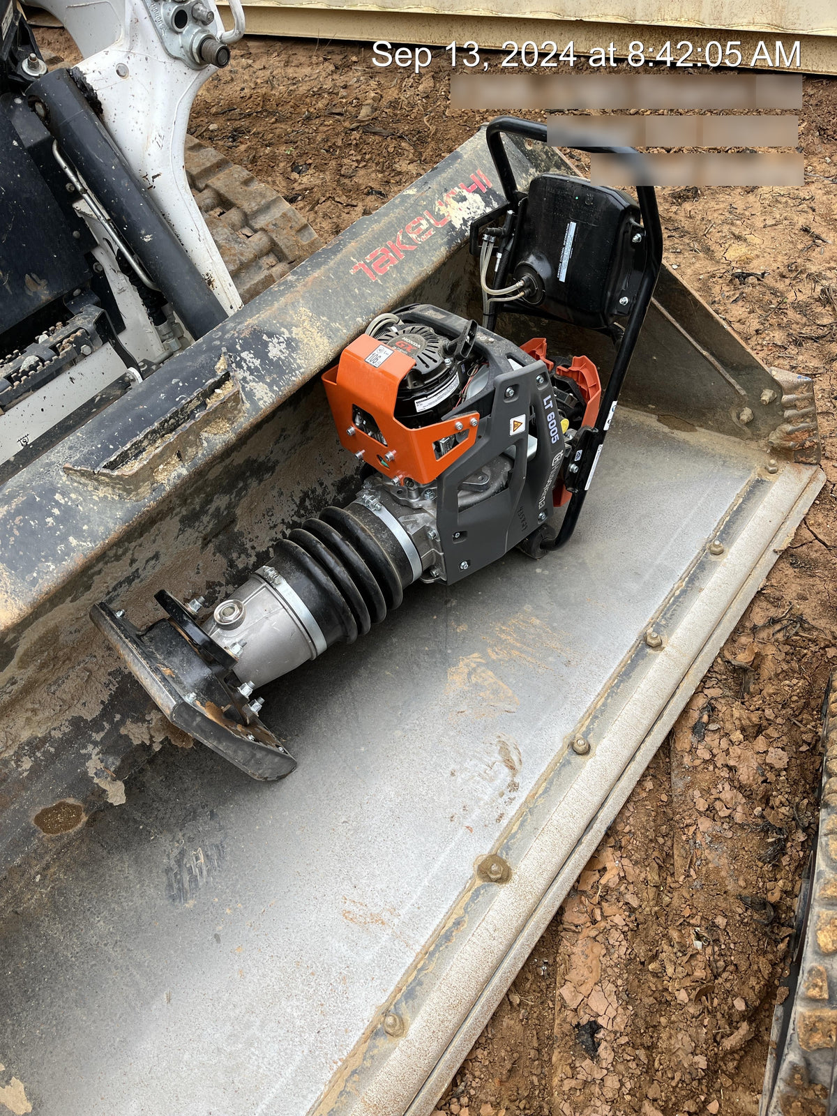 2024 HUSQVARNA LT6005