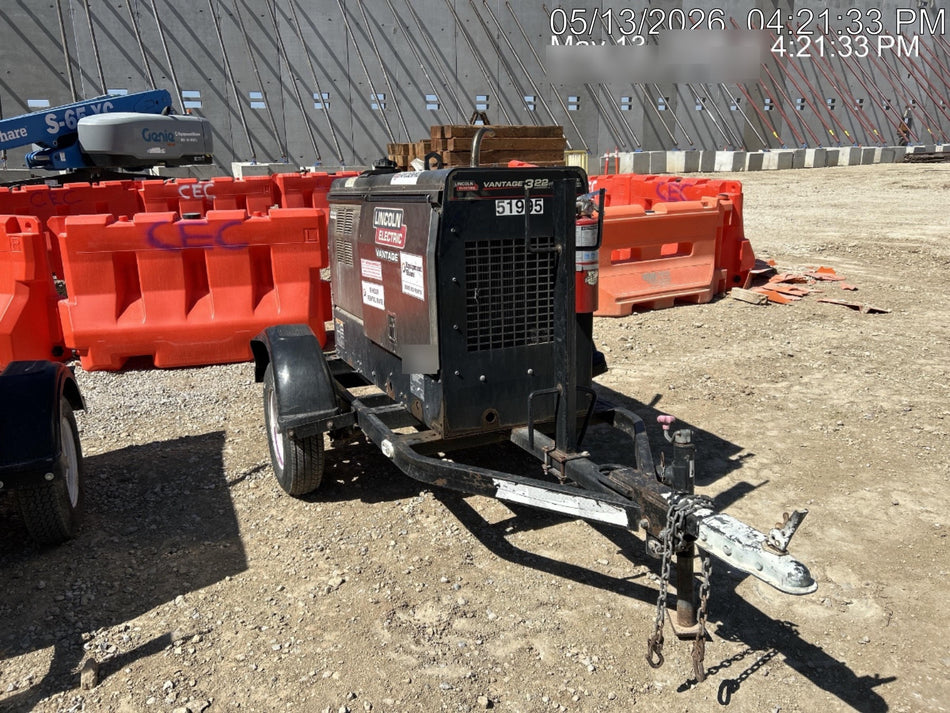 2019 Lincoln Electric Vantage 322 Welder Ready-Pak 3, Two wheel trailer, Fender and Light kit, Cable Rack