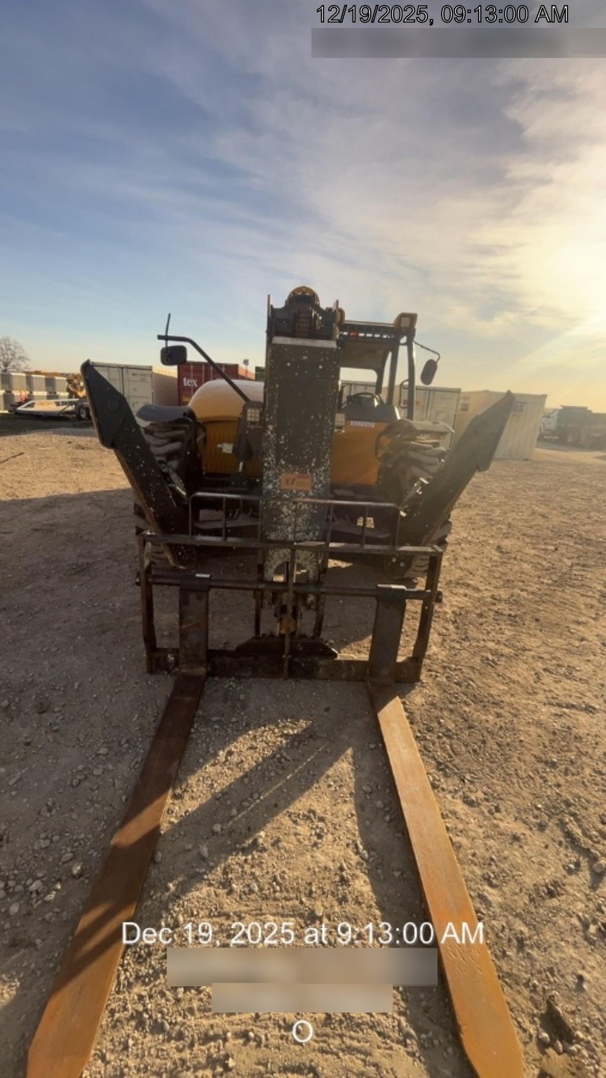 2022 SANY STH1056