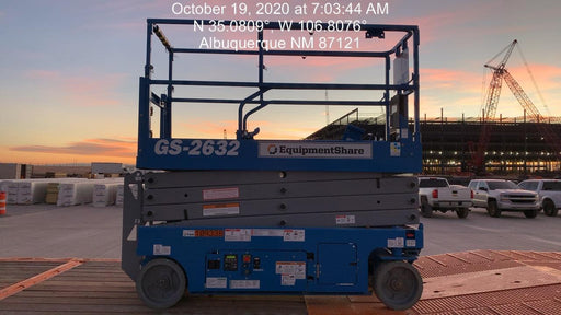 2020 Genie GS-2632 Solid NM Tires, Folding Rails with Half-Height Swing Gate, Beacon