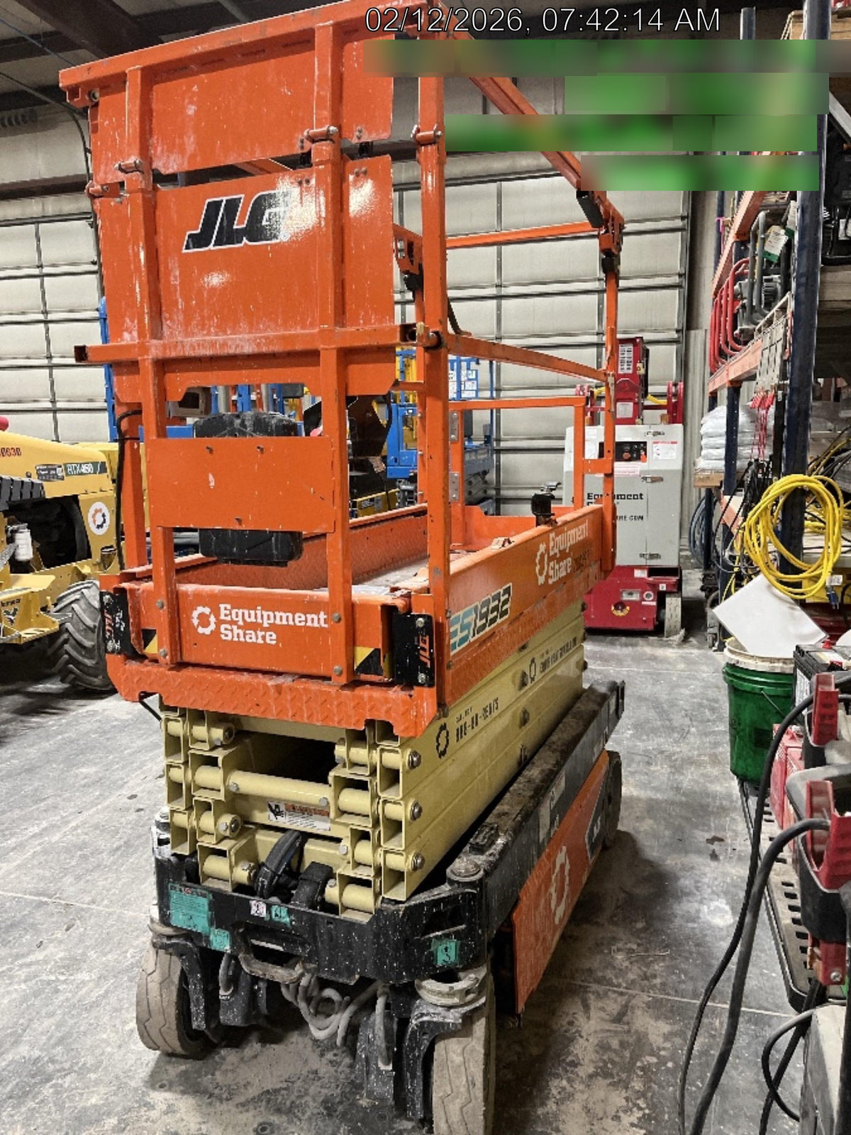 2022 JLG ES1932