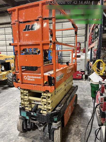 2022 JLG ES1932