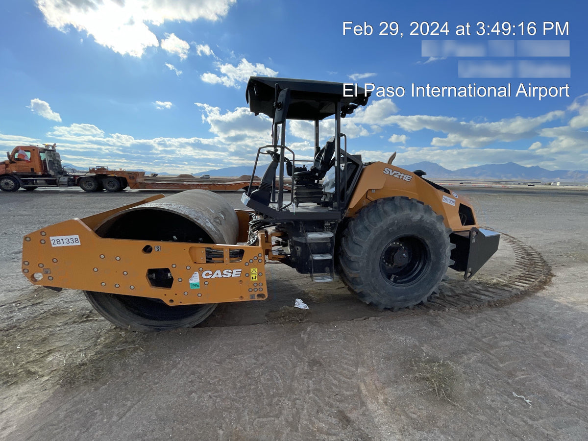 2023 CASE SV211E