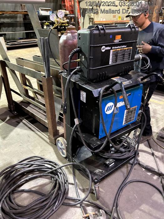 2023 MILLER ELECTRIC XR-AlumaFeed