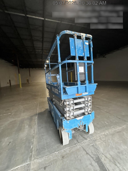 2016 Genie GS-2632 Genie GS2632 Scissor Lift