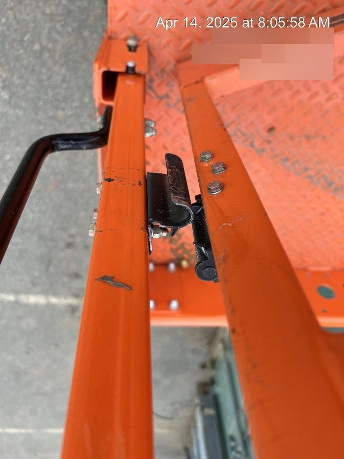 2023 JLG ERT4069