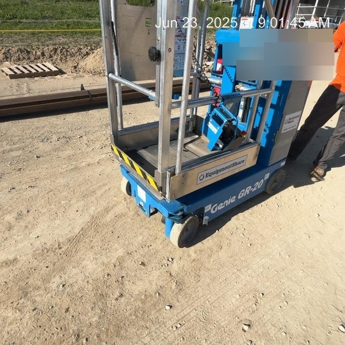 2023 GENIE GR-20
