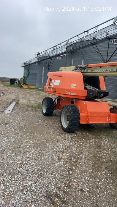 2019 JLG 660SJ