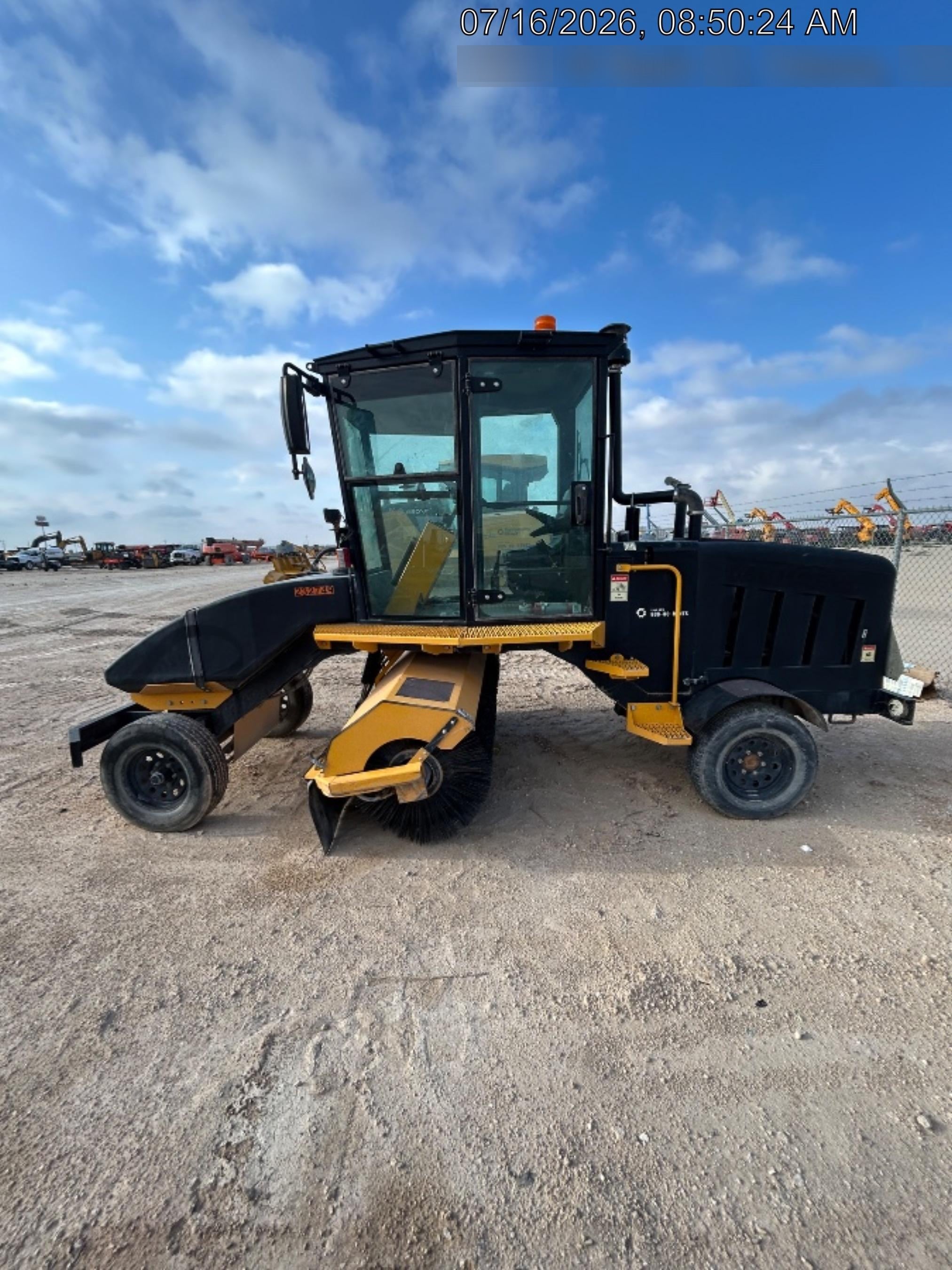 2022 LAYMOR SM450