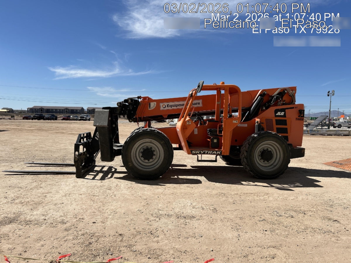 2020 Skytrak 12054 74Hp, Canopy, FF Tires, Work Lights, Beacon, Aux Hydraulics, Back up Alarm, Lifting Eye, ES Decals