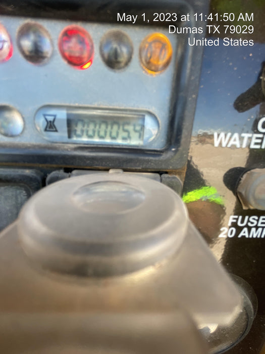 2023 Vac-Tron LP573XDT T4 Koehler Diesel Engine, 500 Gallon Debris Tank, x2 100 Gallon Water Tanks