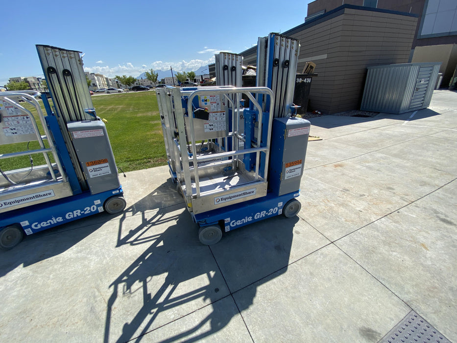 2021 GENIE GR-20