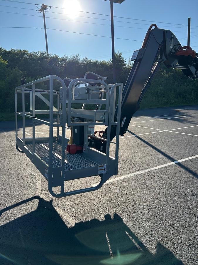 2025 MANITOU TJ85