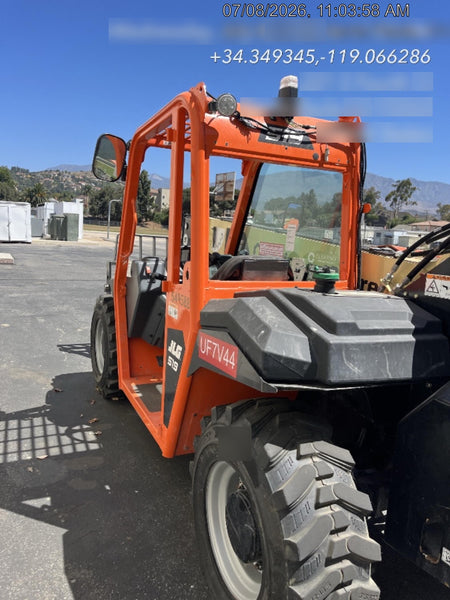 2025 JLG 519