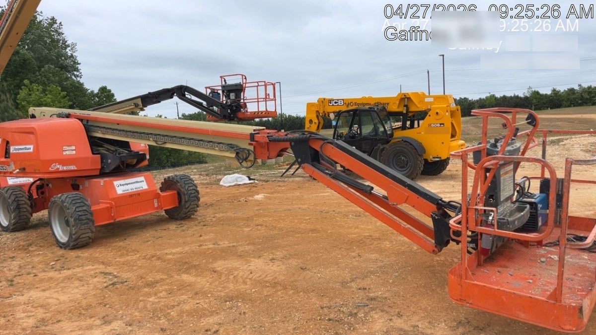 2022 JLG 660SJ