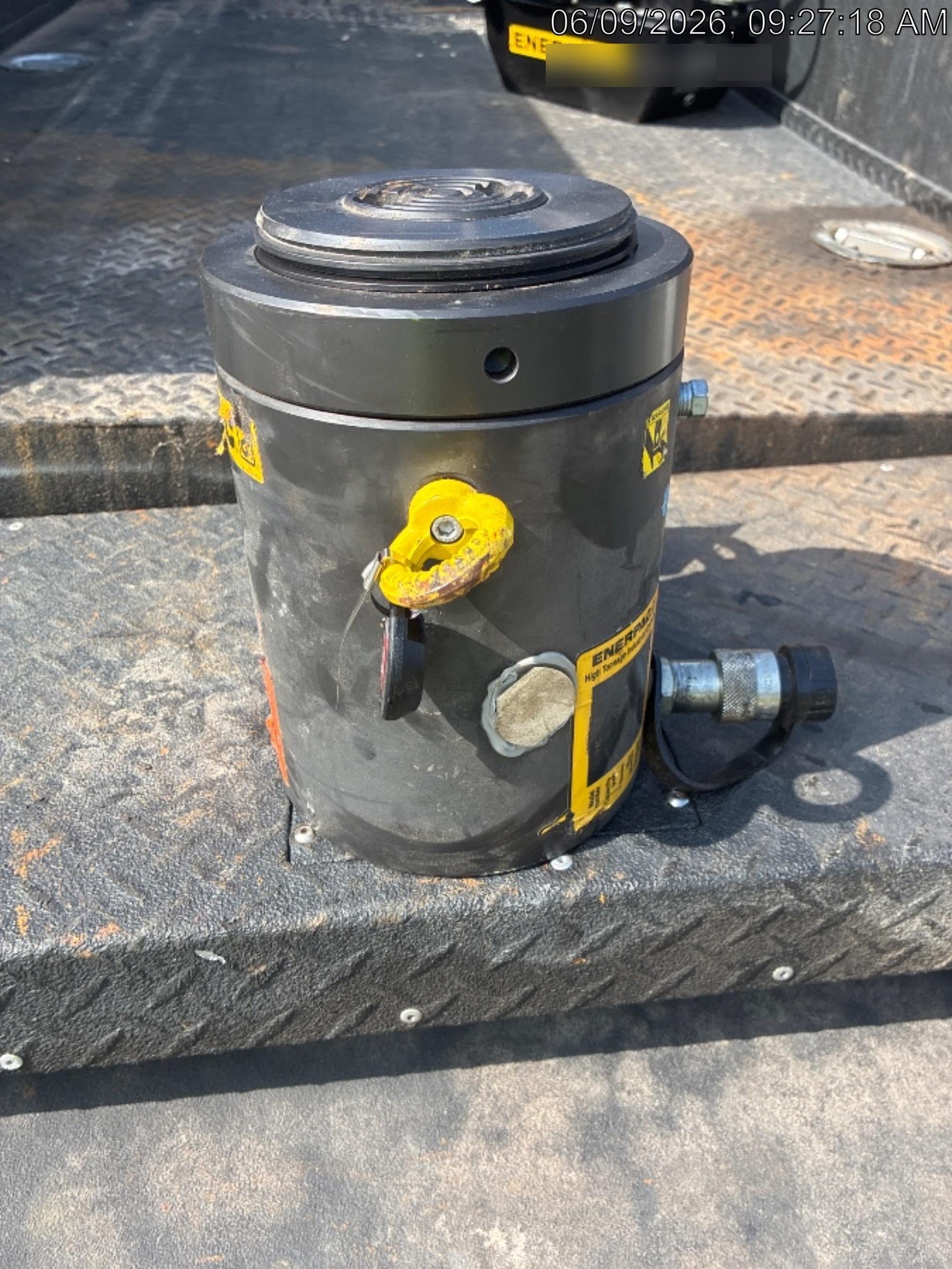 2023 ENERPAC HCL1004