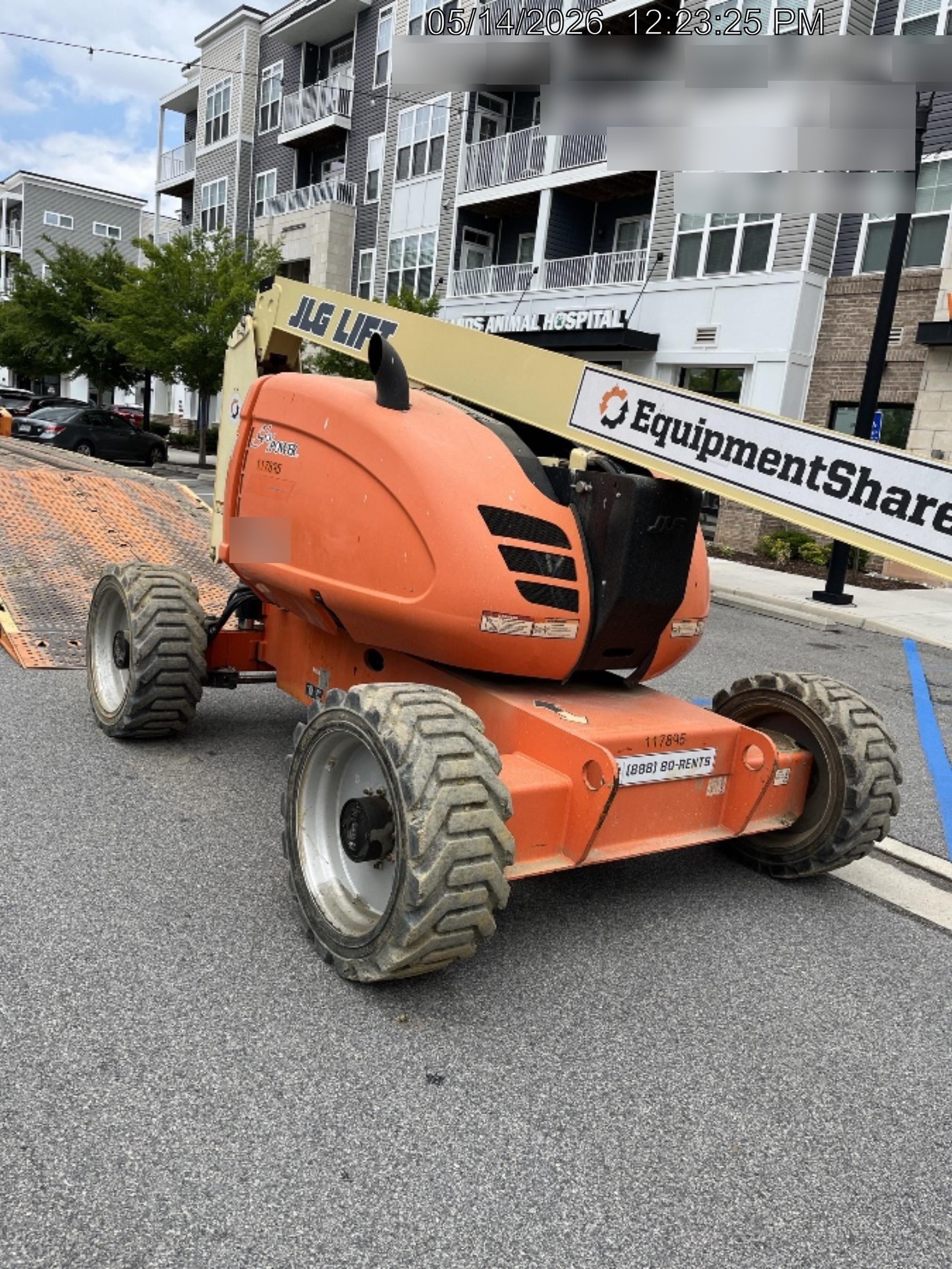 2021 JLG 600AJ