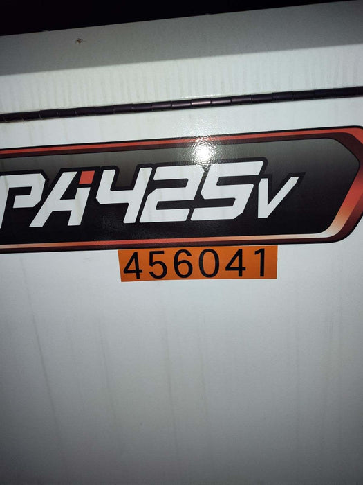 2025 BOBCAT PA425WCU-T4F