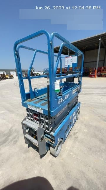 2019 Genie GS-1930 Fixed rails with chain Entry