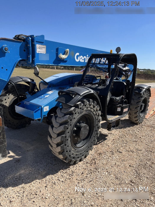 2018 Genie GTH-844 Genie GTH-844 w/ROPS, Work Lights, Solid Tires, RH Cab Mesh, Beacon, 60" Carriage and Forks