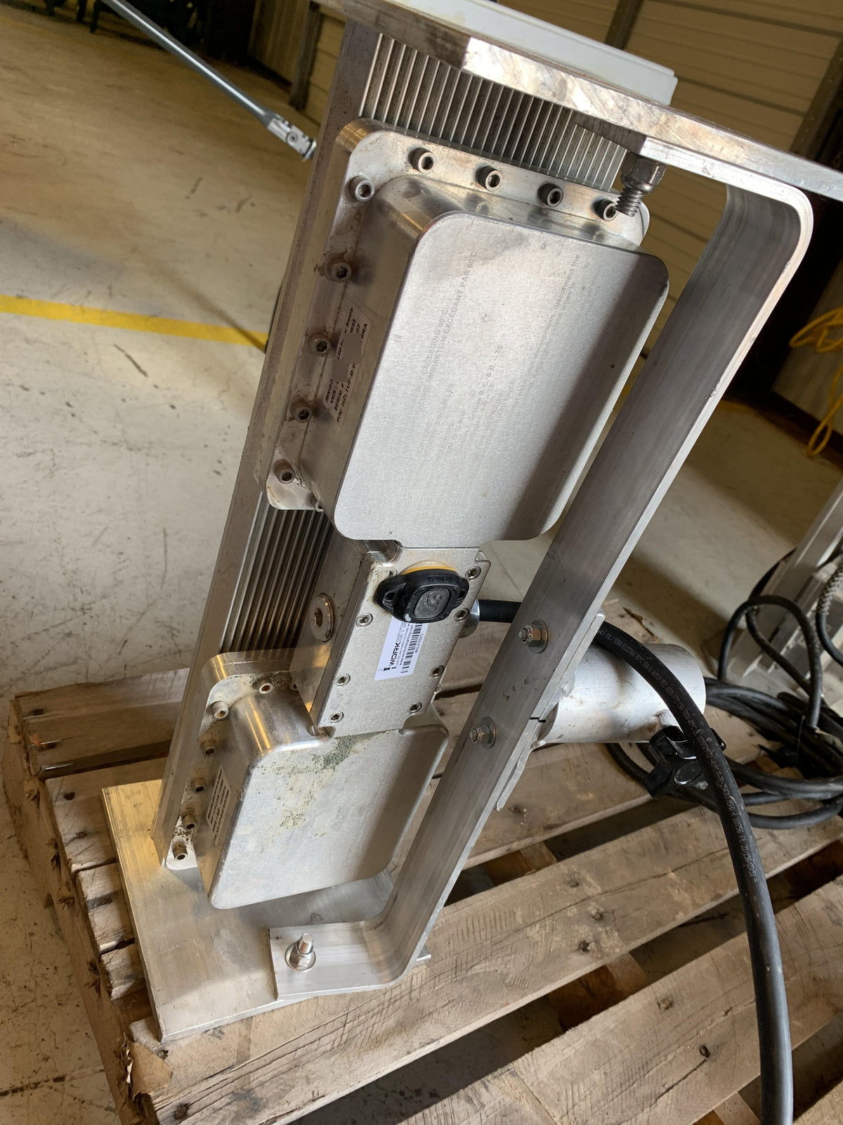 2022 WORKSITE LIGHTING PetroPRO-MAX T-Bracket