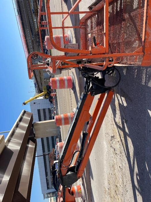 2019 JLG 660SJ