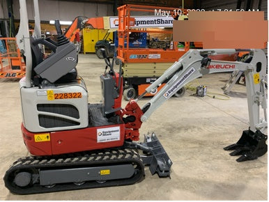 2022 TAKEUCHI TB210R