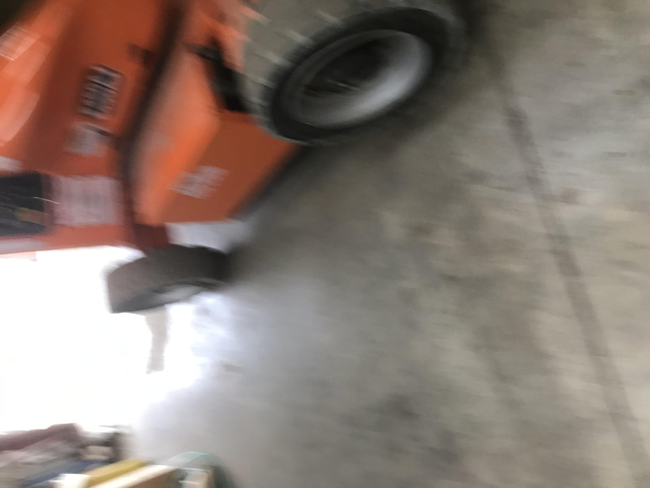2019 JLG E450AJ
