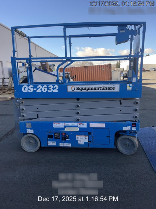 2020 Genie GS-2632 Solid NM Tires, Folding Rails with Half-Height Swing Gate, Beacon, 800W Invertor