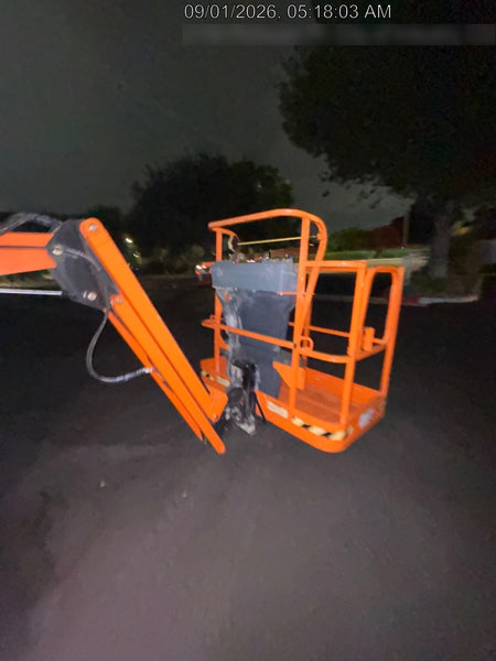 2021 JLG E450AJ