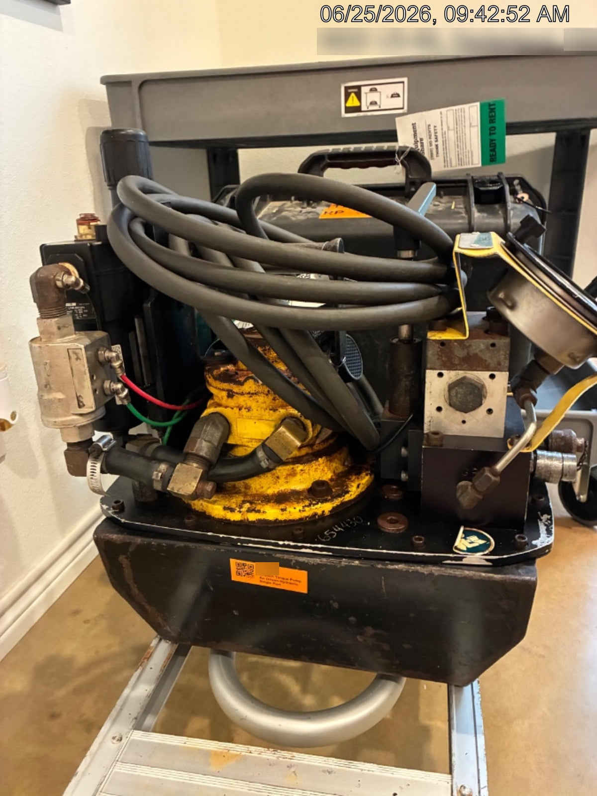 2040 ENERPAC ZA4208TX-Q