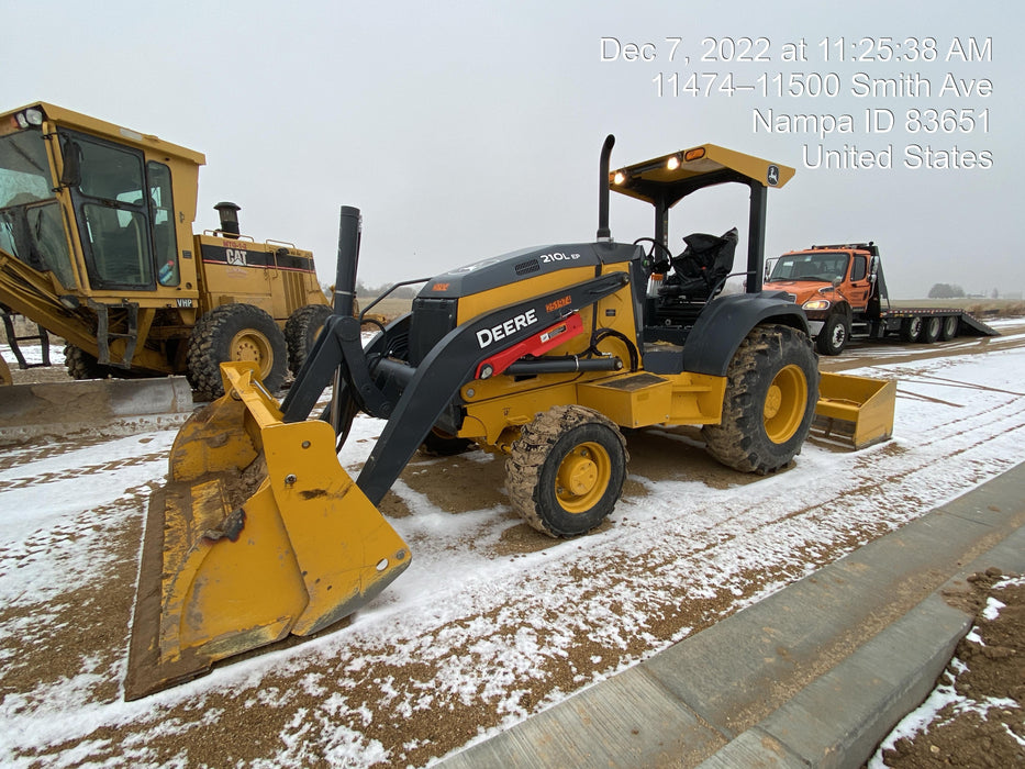 2017 JOHN DEERE 210LEP